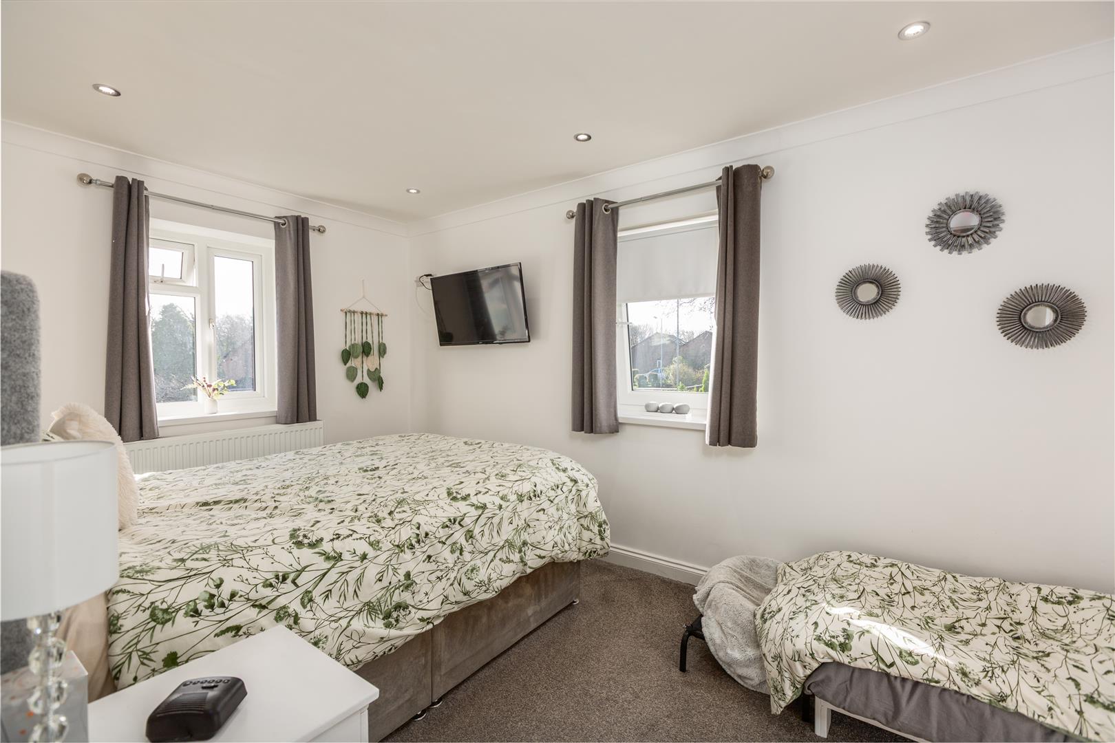 Ffordd Taliesin, Killay, Swansea, SA2 7DF